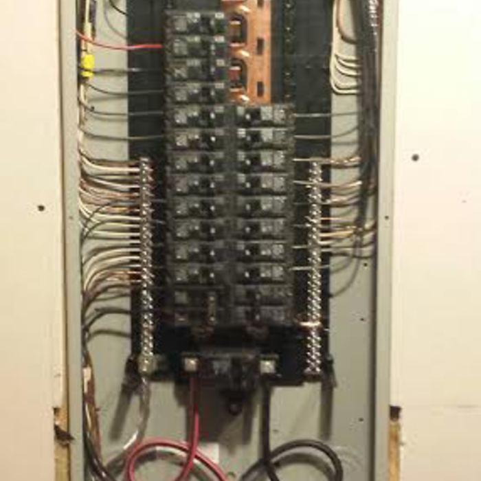 100 Amp Main Breaker Panel