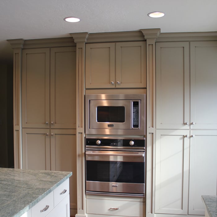 Oven and pantry wall / FINISHED