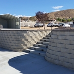 Jumbo retaining Block