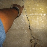 Cracked Stem wall