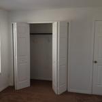 Closet doors installation