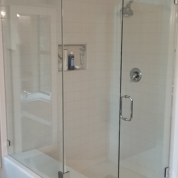 New larger bath with long bench