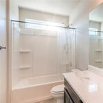 Shower/Tub