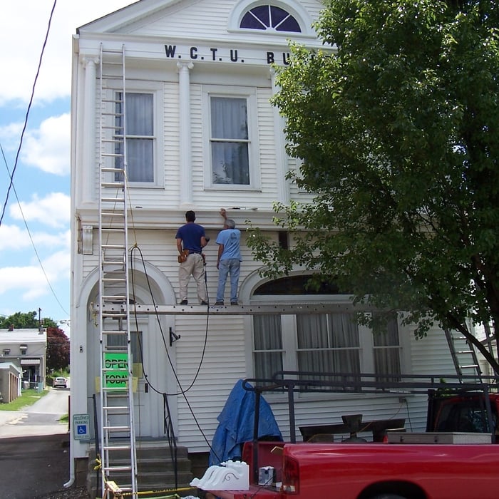 Replacing Decorative Moulding