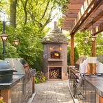 Outdoor Kitchen