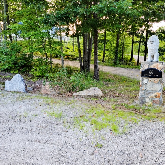 Majestic Driveway Entrance