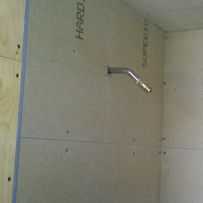 Hollister shower