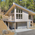 Moderne Hillside Chalet