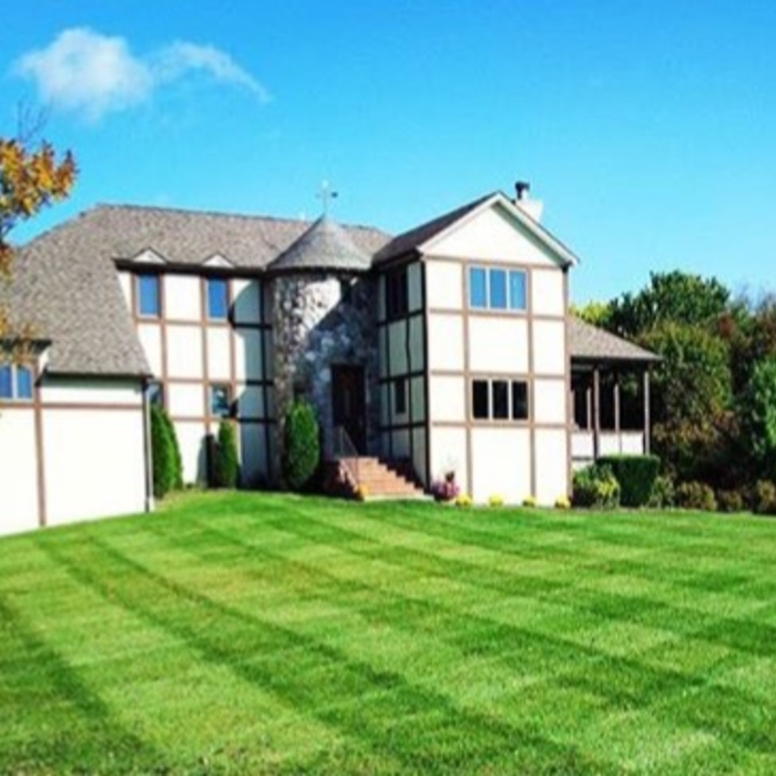 Clean Cut Lawn Care 1
