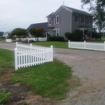 Vinyl straight top picket fence