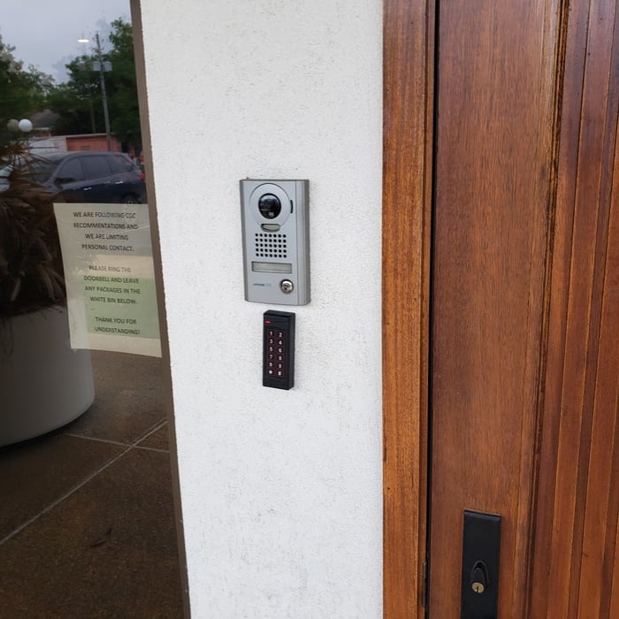 Call button / Intercom