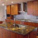 Stainless steel backsplash
