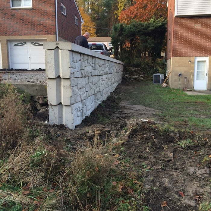 Retaining wall