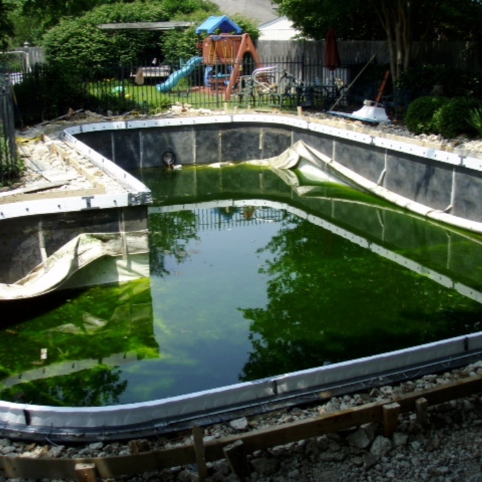 Vinyl Liner pool being remodeled