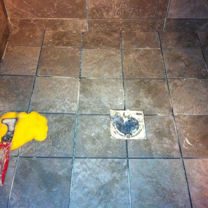 Stand shower tile