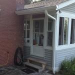 Standard seamless white k-style downspout gutter