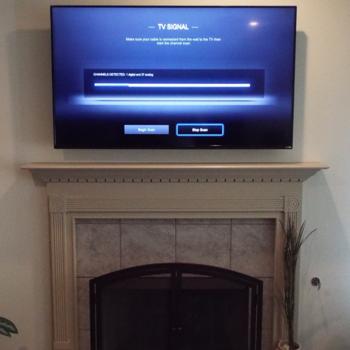60" Tilting TV Mount