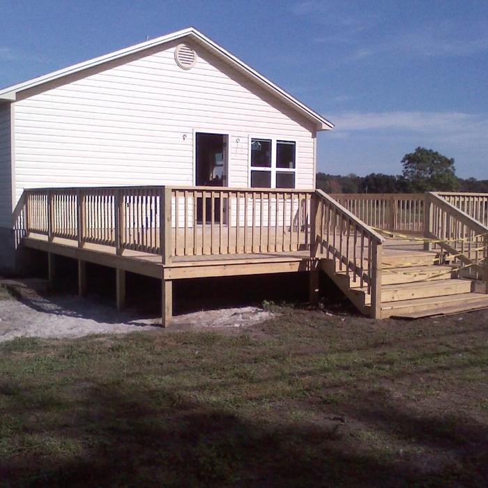 New deck and railing