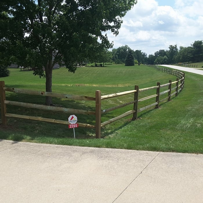 Three rail split rail