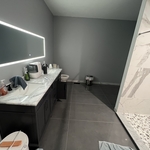 Main Bath Vanity & Tile