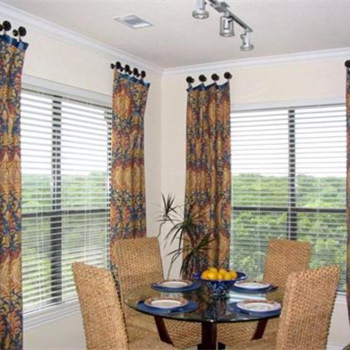 drapes