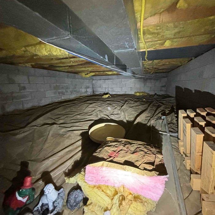 Before Photo of a Schenectady Crawlspace