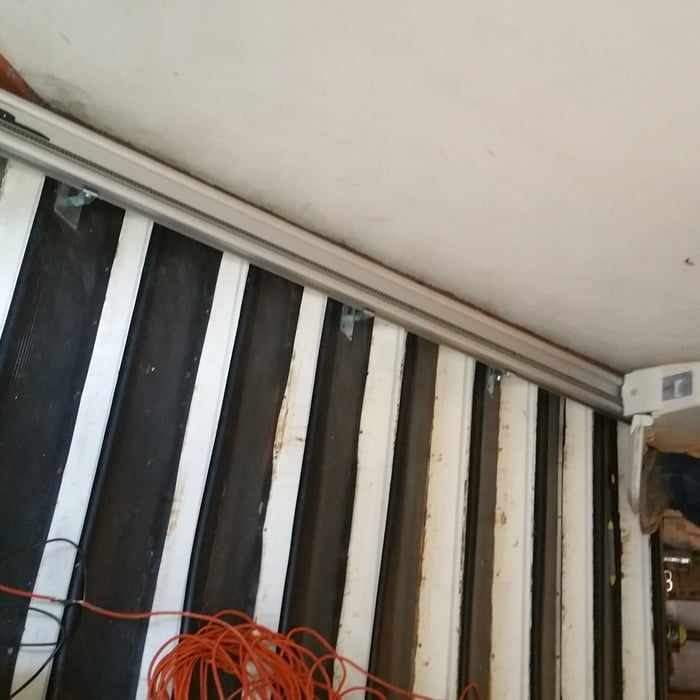 Acorn straight stair glide