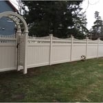 PVC ARBOR WITH SCALLOPED OPEN SPINDLE