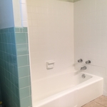 Resurfaced Tub with Tile Surround