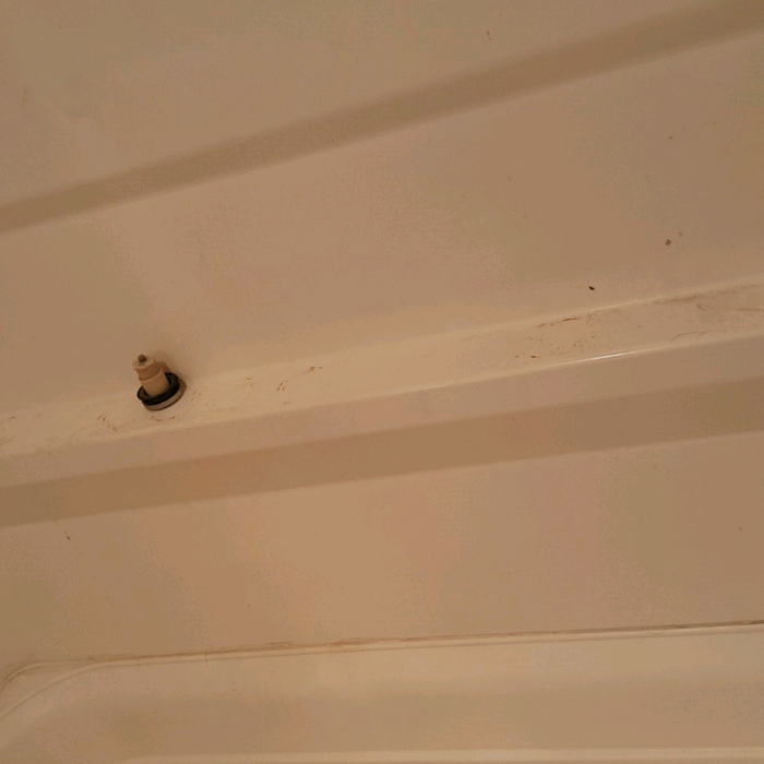 Before Photo of Bathtub