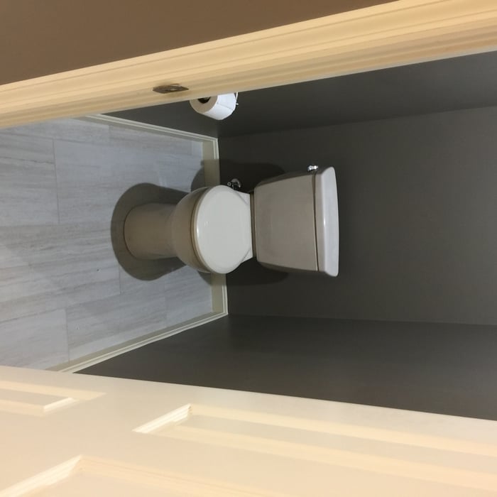 Master Bath Toilet Room