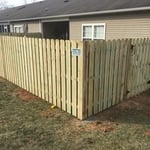 Shadowbox fence straight top