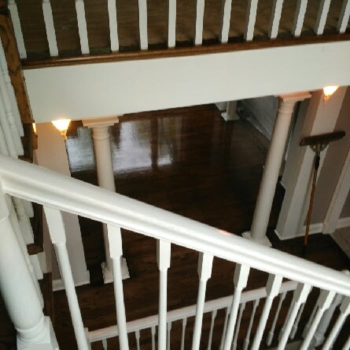 Stairs/Hallway