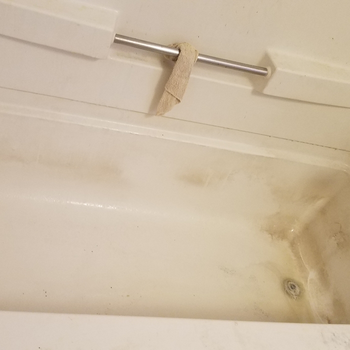 Tub (Before)
