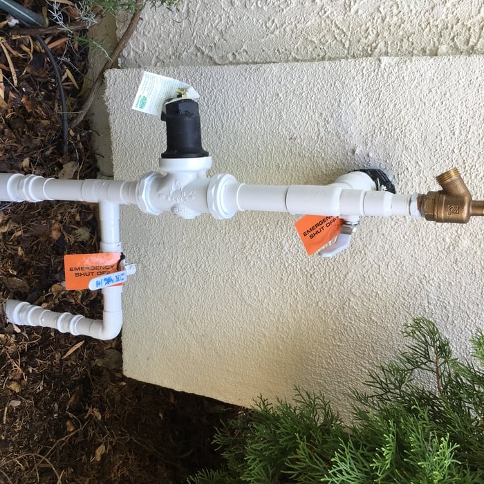new service manifold with pressure regulator