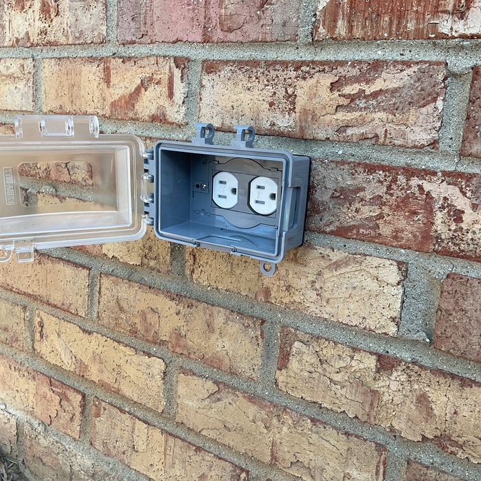 Outdoor Outlet