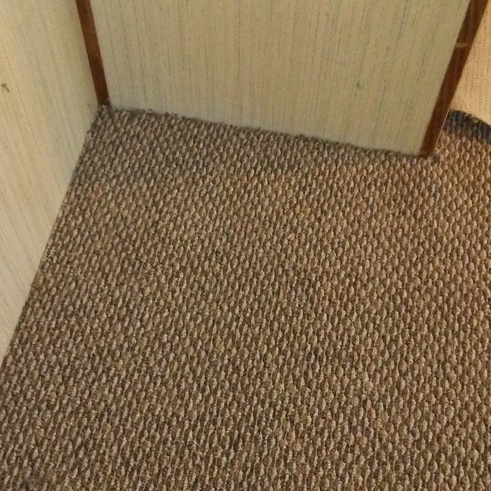 Carpet placment and seeming