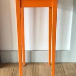 Sm. end table