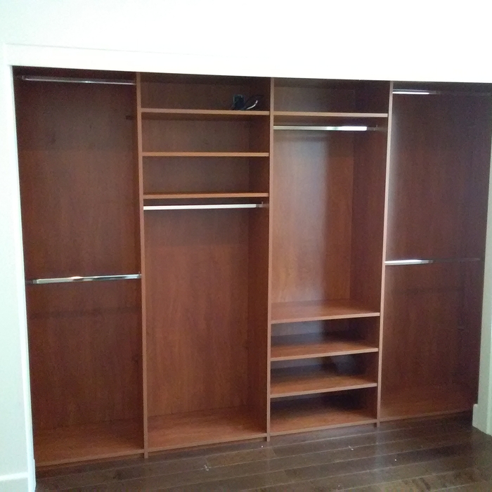 Reach n closet