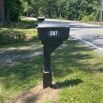 Install mailbox post