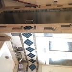 Euro shower enclosure