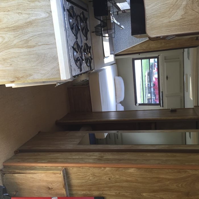 1986 20 FT CAMPER RESTORATION