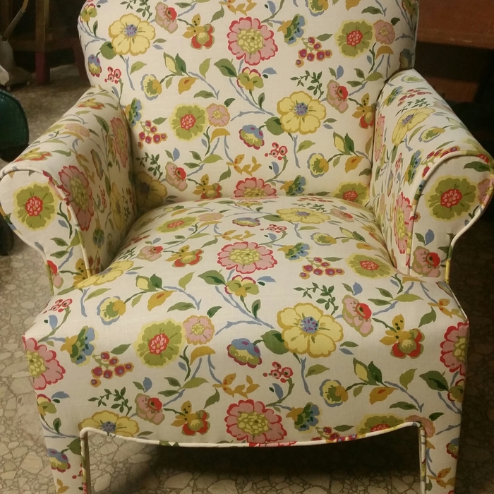 Classic Floral Chair