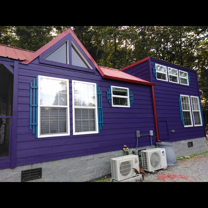 Tiny house