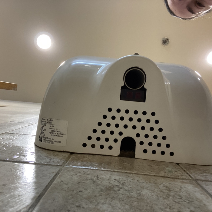 Hand air blower