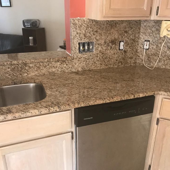 kbsurfacesandsupply.com