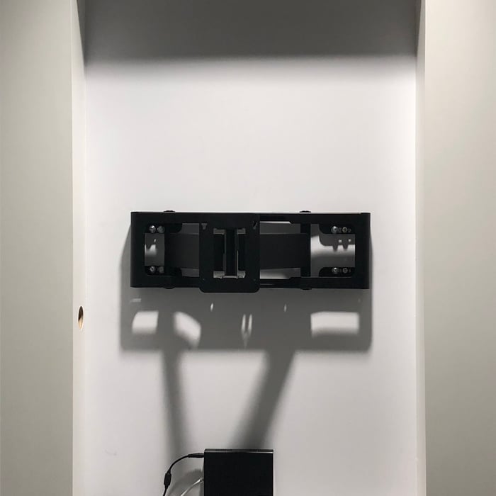 7 TV’s mounted - Business