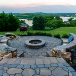 Lakeside Lounge