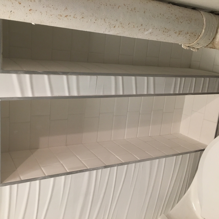 Tile niches