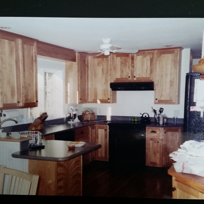 new kitchen cabinets with crown molding